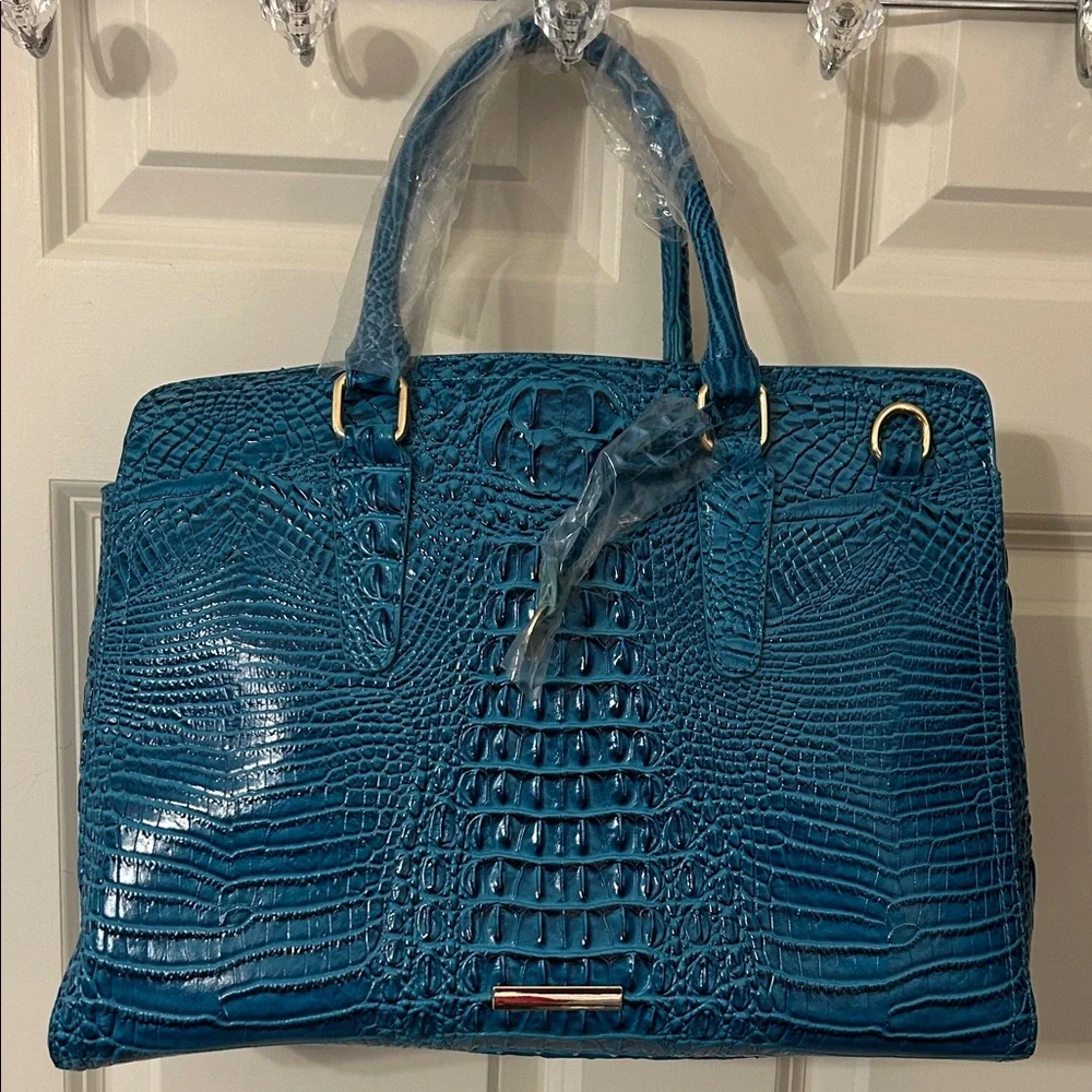 NWT Elegant Teal Blue Faux Crocodile-Embossed Women's Handbag - Picture 1 of 5